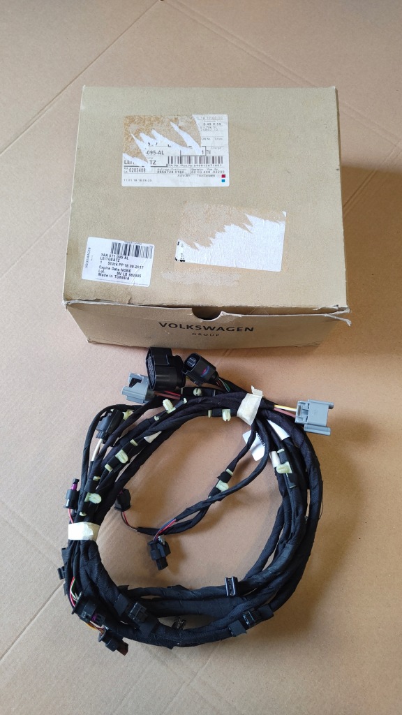 фото №1, Vw passat b7 3aa971095al электропроводка жгут перед pdc nowa