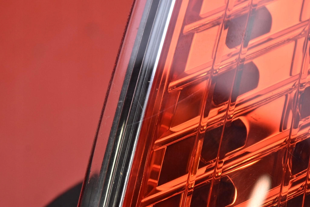 Лампа правая задний  задняя 51808846 lancia delta 3 iii 5d hb 08-14 Недорого