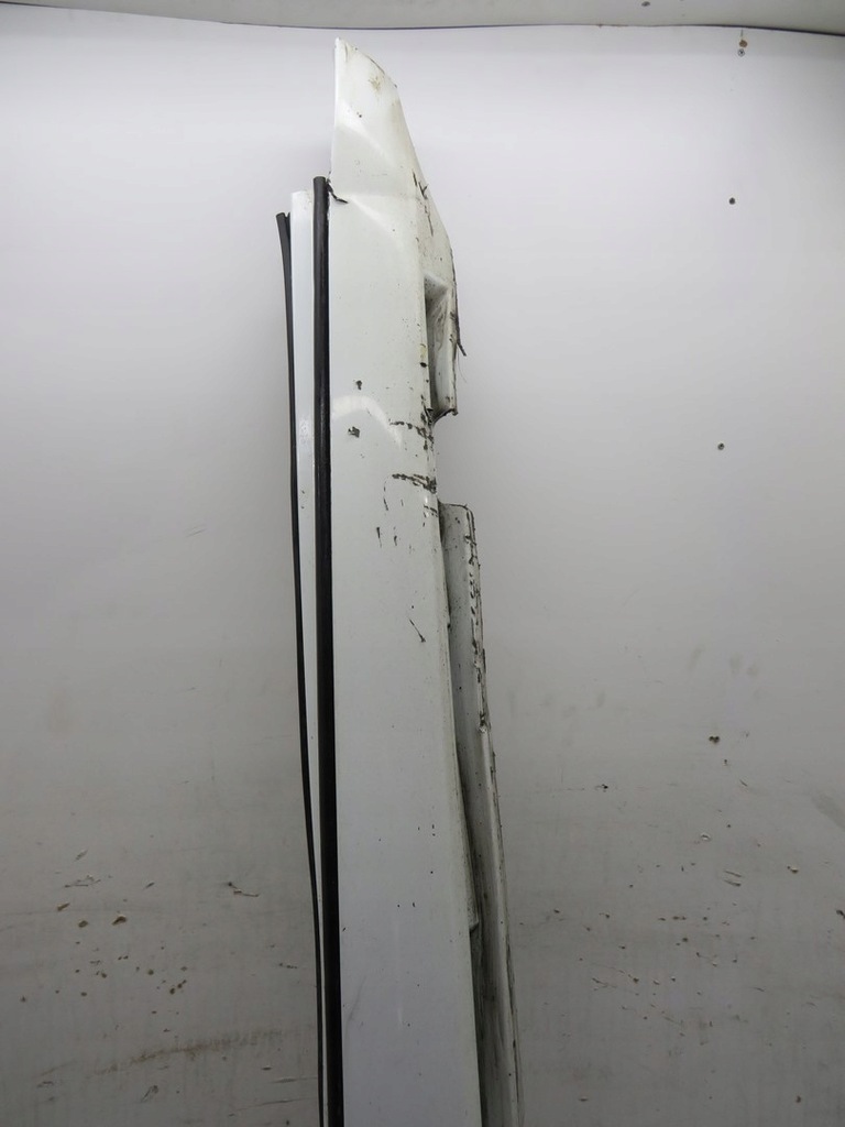 фото №4, Молдинг поріг права r-design volvo s60 ii