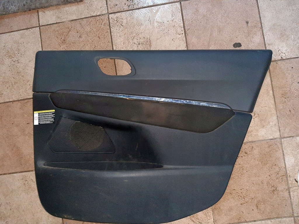 фото №1, Обшивка двері правий перед peugeot 3008 09-2015