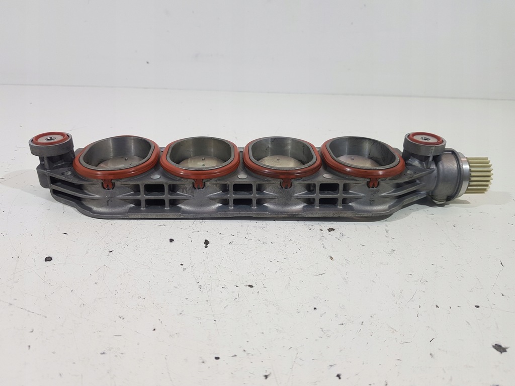 фото №4, Крышка коллектор впускной honda civic viii r18a1