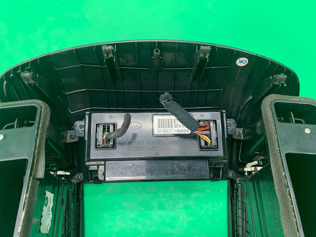 фото №10, Рамка консоли радио дисплей панель обдув kia ceed i 1 06-09 europa