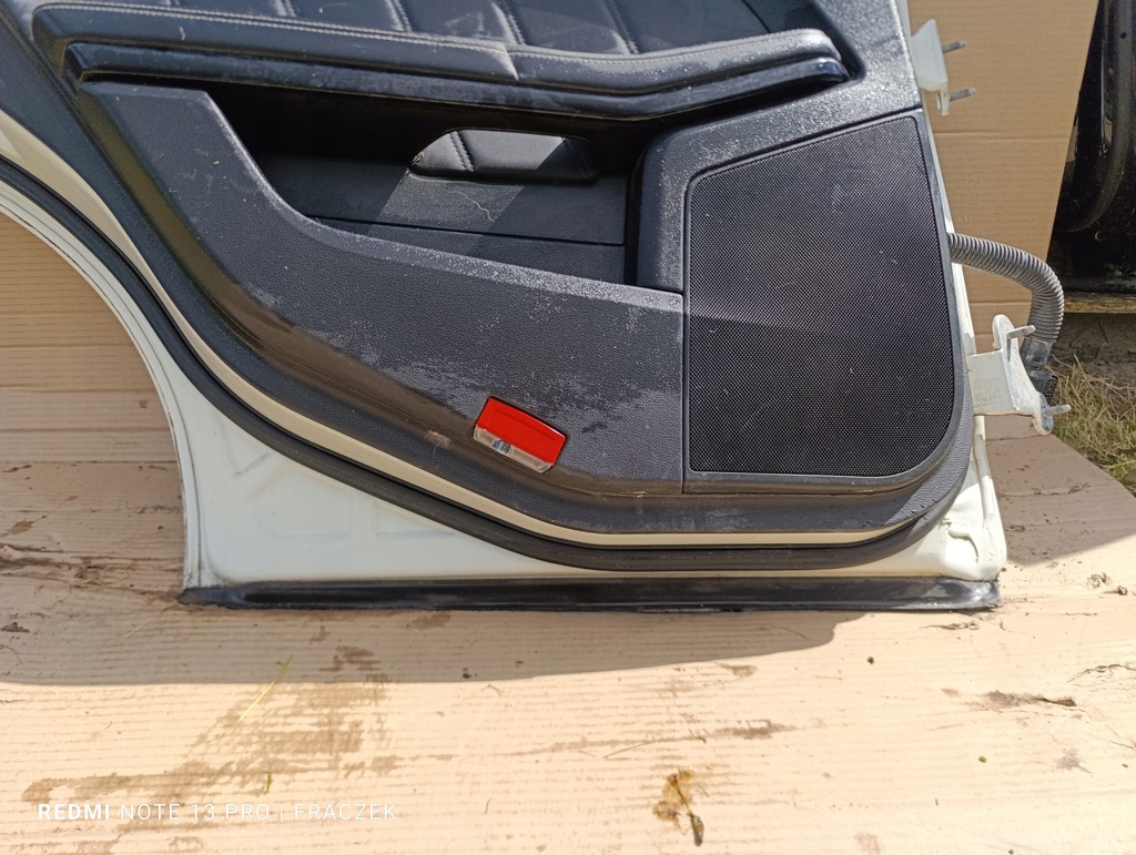 фото №16, Mercedes w212 дверь левая задняя kombi kol 650