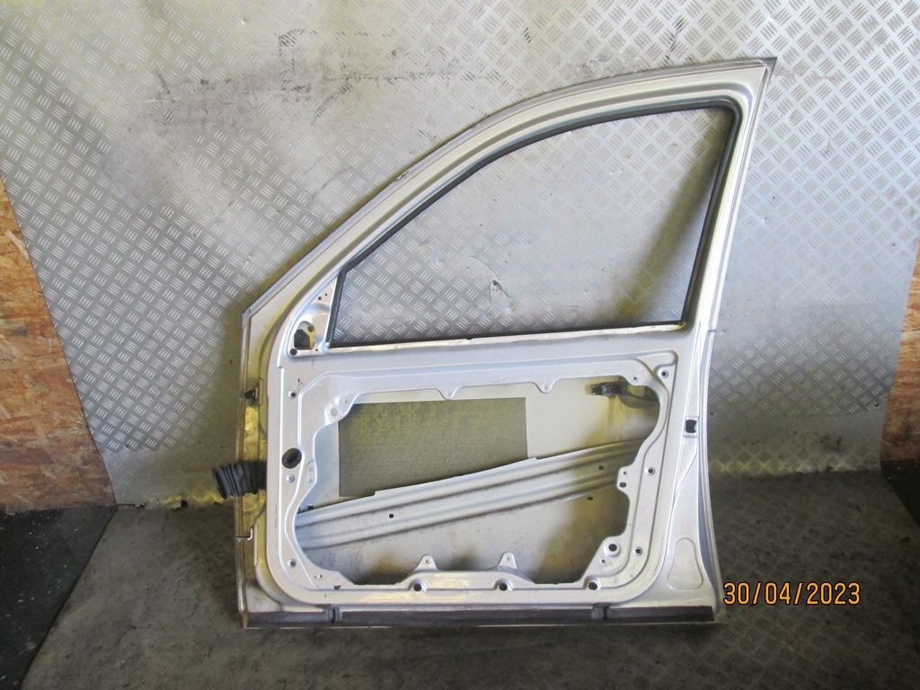 фото №5, Двері праве перед vw golf iv