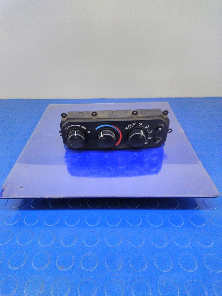 фото №1, Dodge intrepid ii панель обдув кондиционера 58024