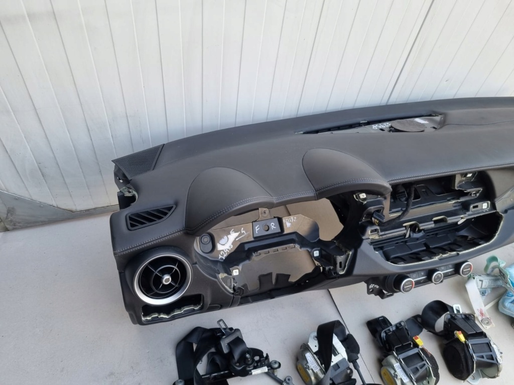 фото №5, Alfa stelvio консоль подушка безопасности водителя пассажира ремни шторки безопасности orginał кожа