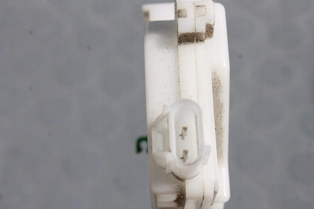 фото №6, Привод замка крышки задний lancer vii kombi 03-08