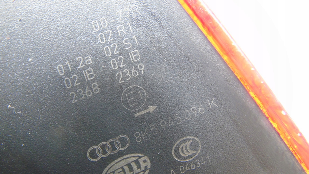 Фара праві задній правий led audi a4 b8 седан Зі Шроту