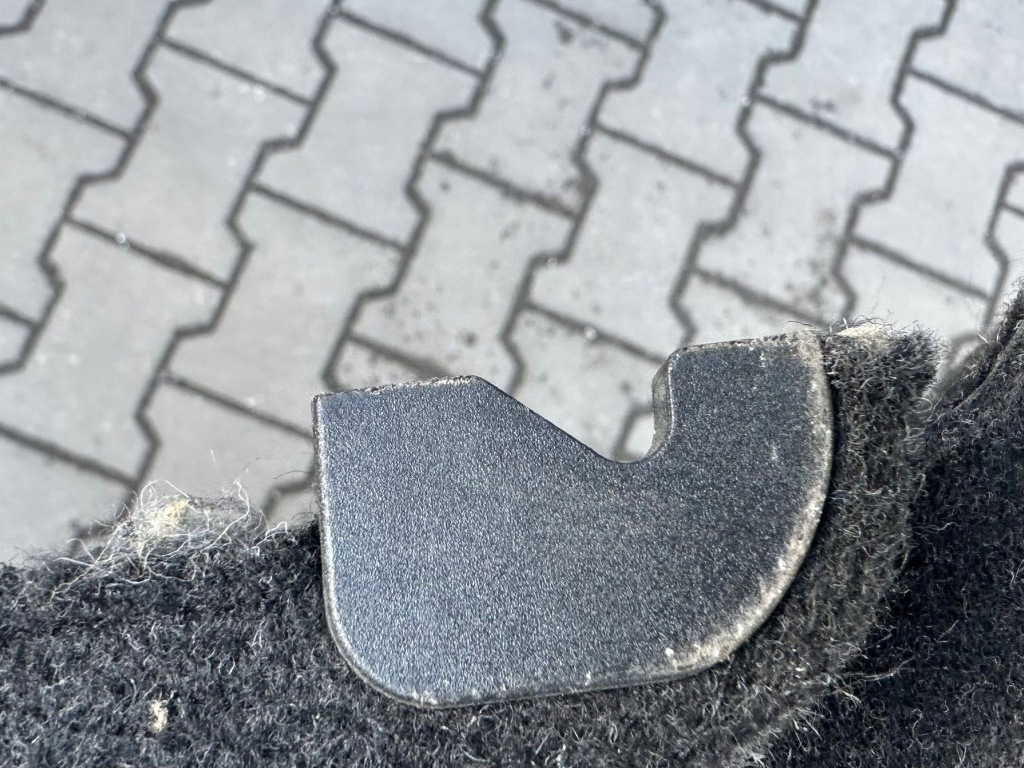 Fiat bravo 2 полиця багажника Зі Шроту