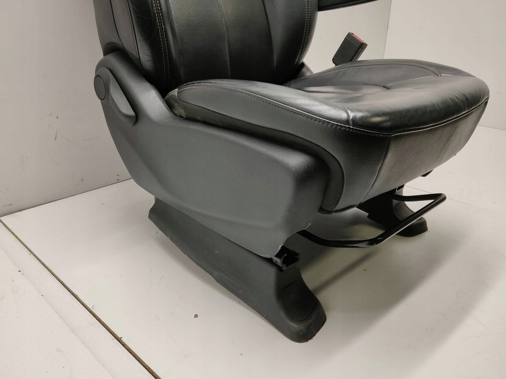 фото №7, 2018 chrysler pacifica сидіння передній пасажира