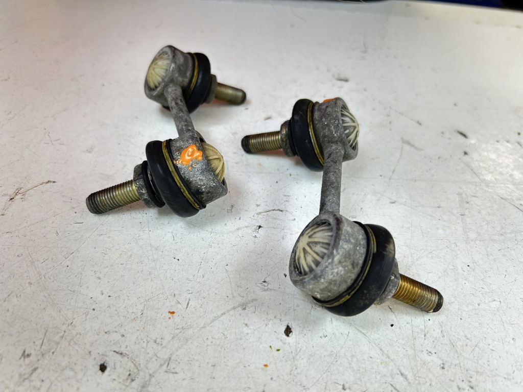 фото №7, 2002 maserati coupe передній з'єднувач стабілізатора 0200002033009