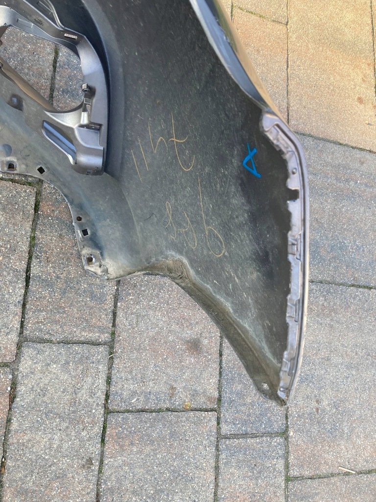 фото №14, Toyota hilux viii 2015 18 бампер передний