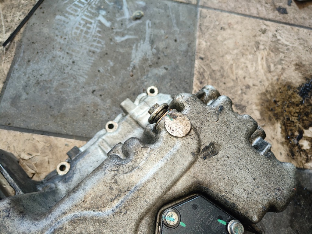 фото №8, Поддон масляная giulia q4 stelvio 2.2 дизель 55279755 датчик 55268370