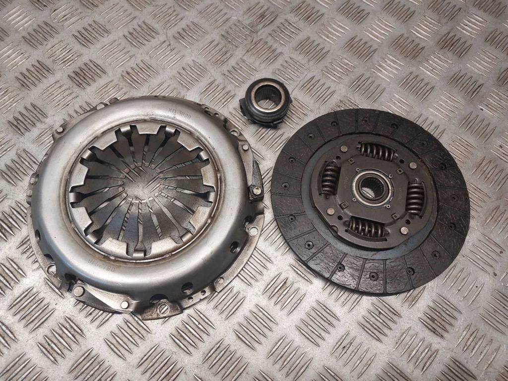 фото №1, Сцепление диск + прижим volvo s40 i 1.8 16v