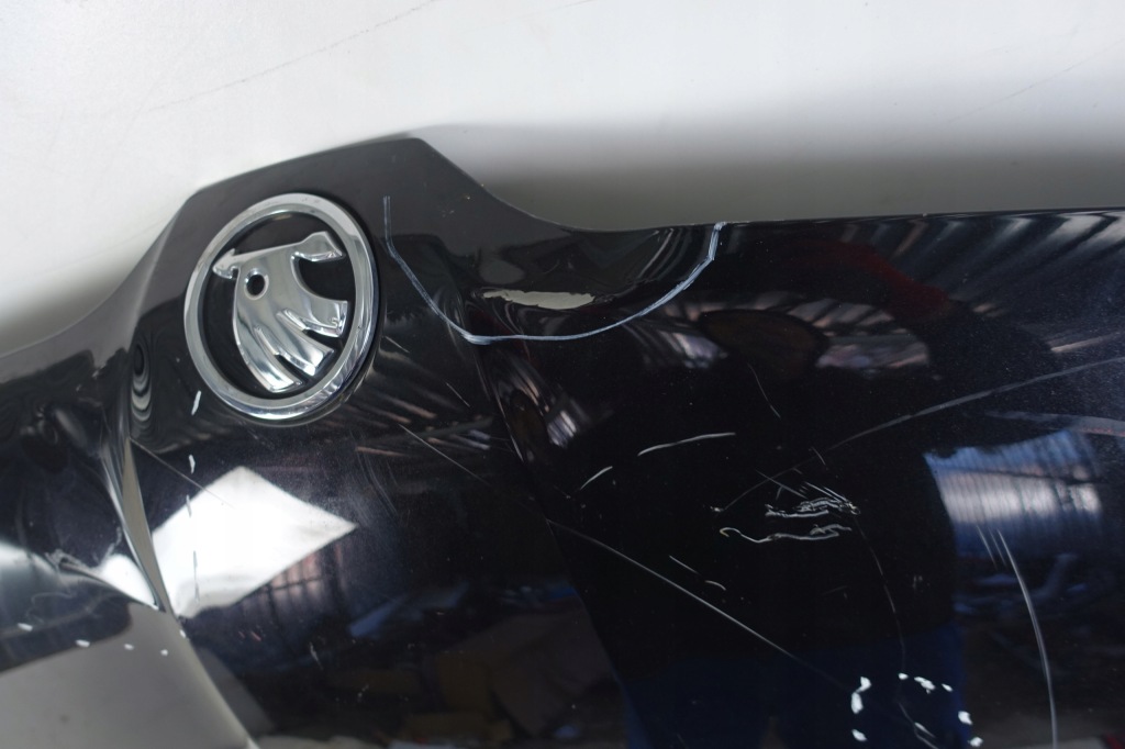 Skoda superb 3 2015- капот кришка двигуна 3v0823155 Ціна