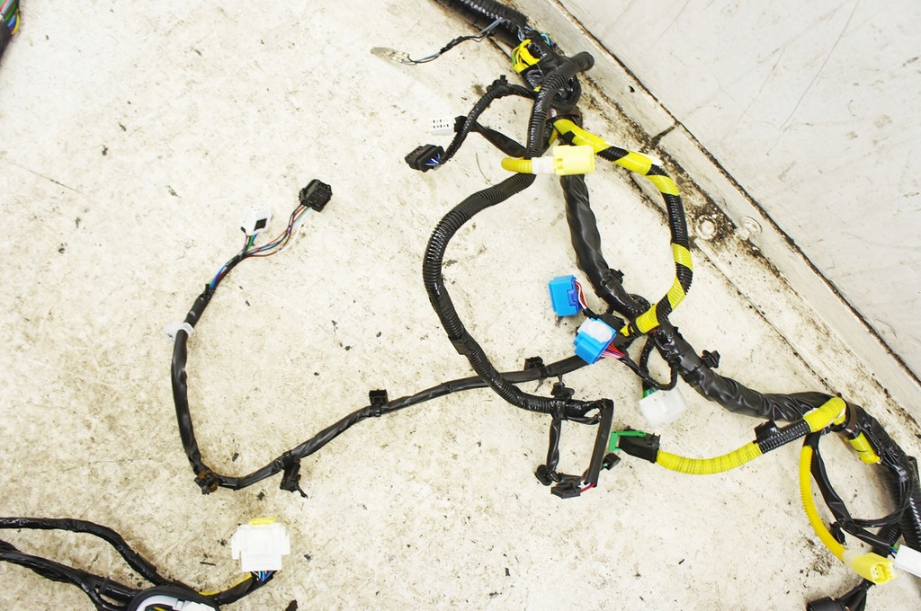 фото №7, Np042 suzuki vitara iii 19- джгут салону кабіни