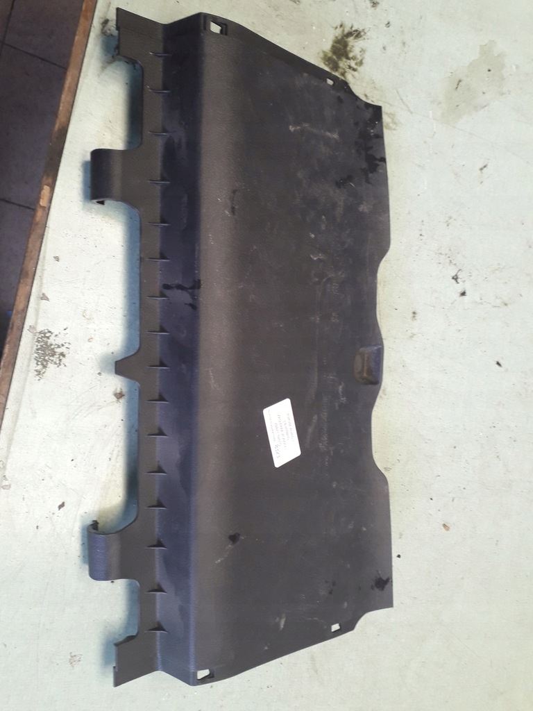 фото №1, Toyota auris ii 1.8 гибрид заглушка консоли