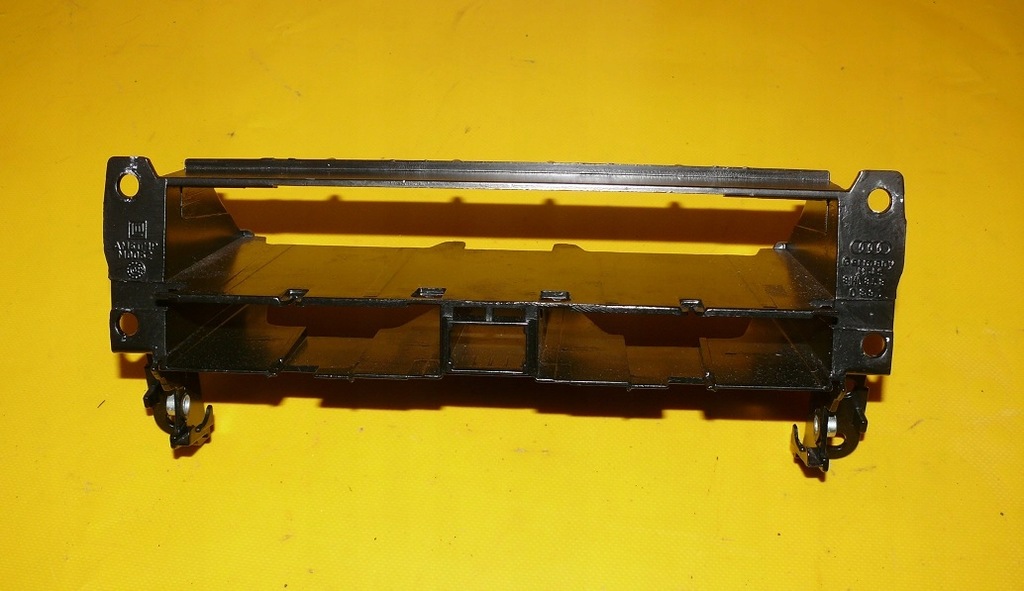 фото №1, Рамка каркас pod радіо 2 din audi a4 b6 cabrio