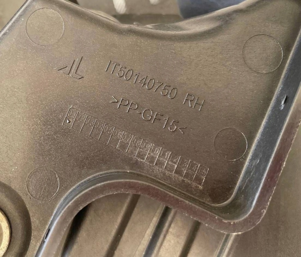 фото №13, Лампа перед передня права maserati levante full led lift 06701595360