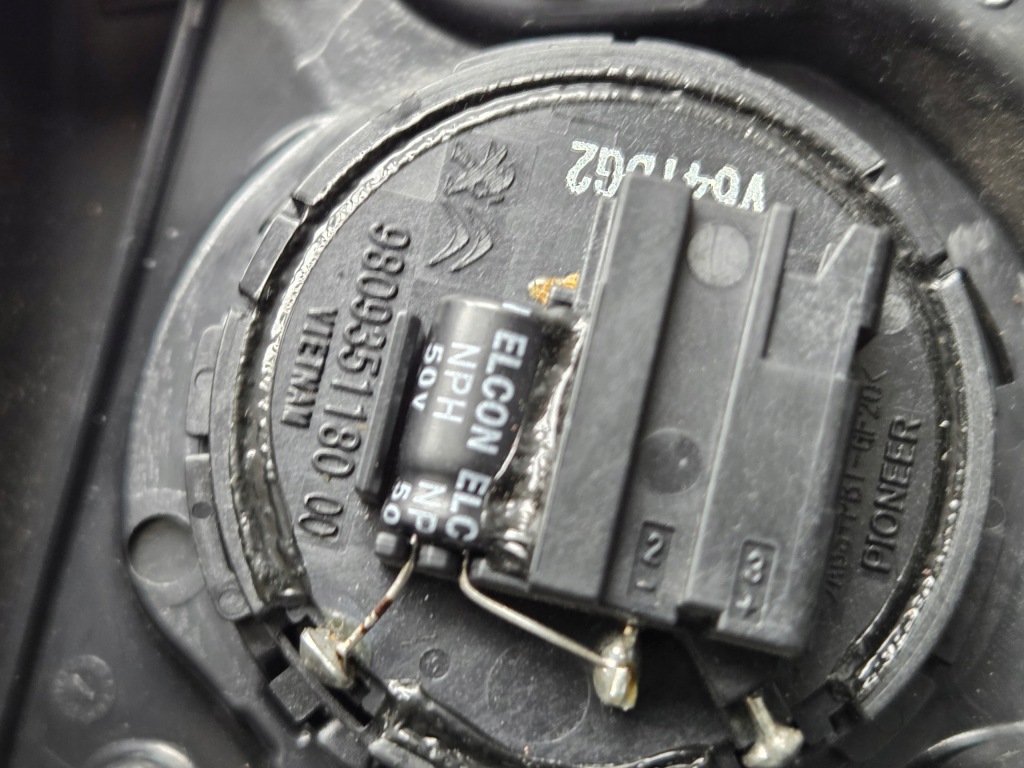 Купити Citroen berlingo iv ліва накладка динаміка двері передніх перед 9816792877