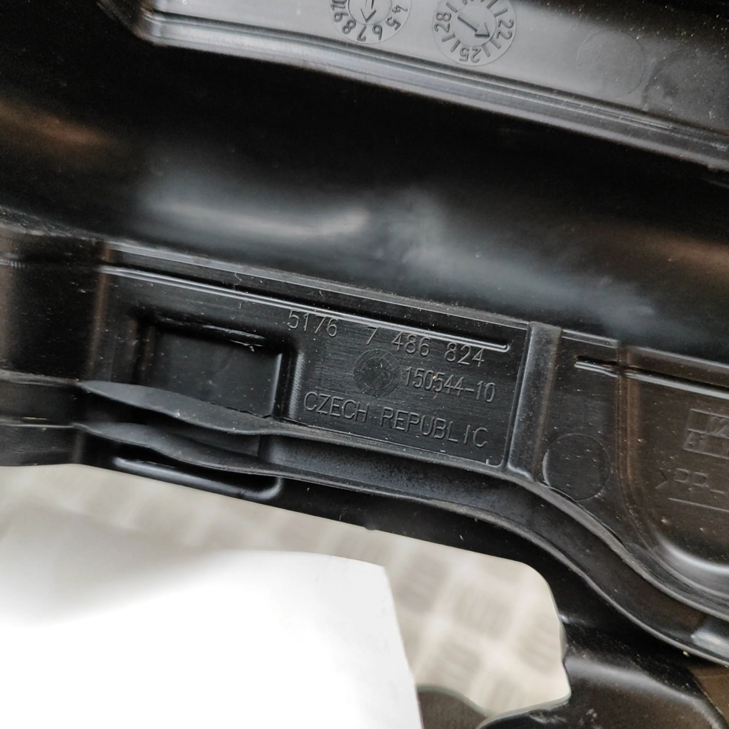 фото №7, Bmw i4 2023 прокладка крышки двигателя / капот передней