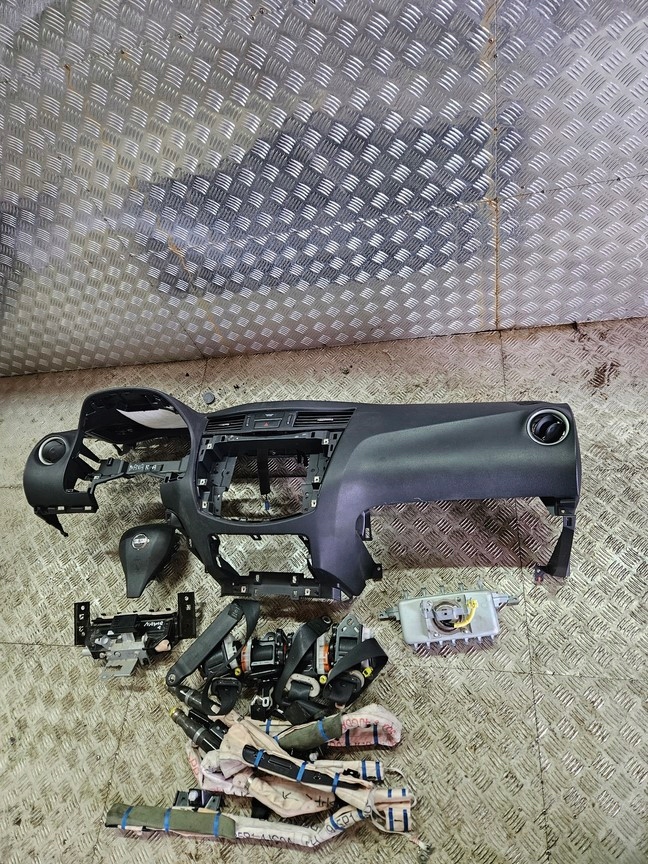 фото №5, Navara iv d23 np300 консоль комплект подушка безопасности приборная панель приборная панель оригинал
