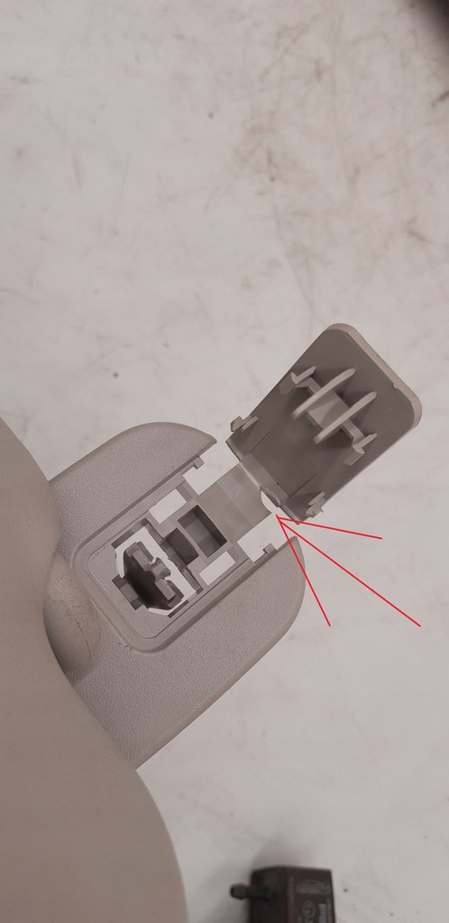 фото №4, Захист козирок сонцезахисний renault scenic ii lift 8200138847