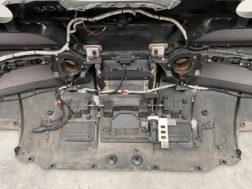 фото №14, Ferrari f8 tributo бампер задня kompletny дифузор