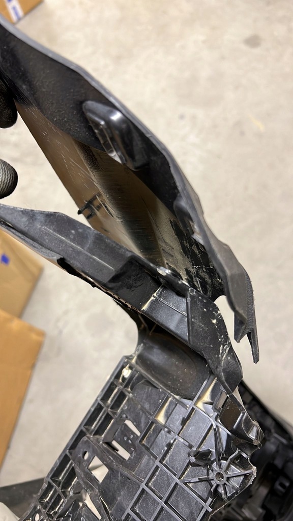 фото №9, Туннель средний подлокотник bmw 1 f40