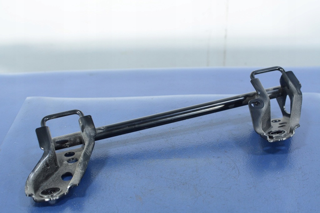 фото №3, Lexus ct200h lift isofix правый левый