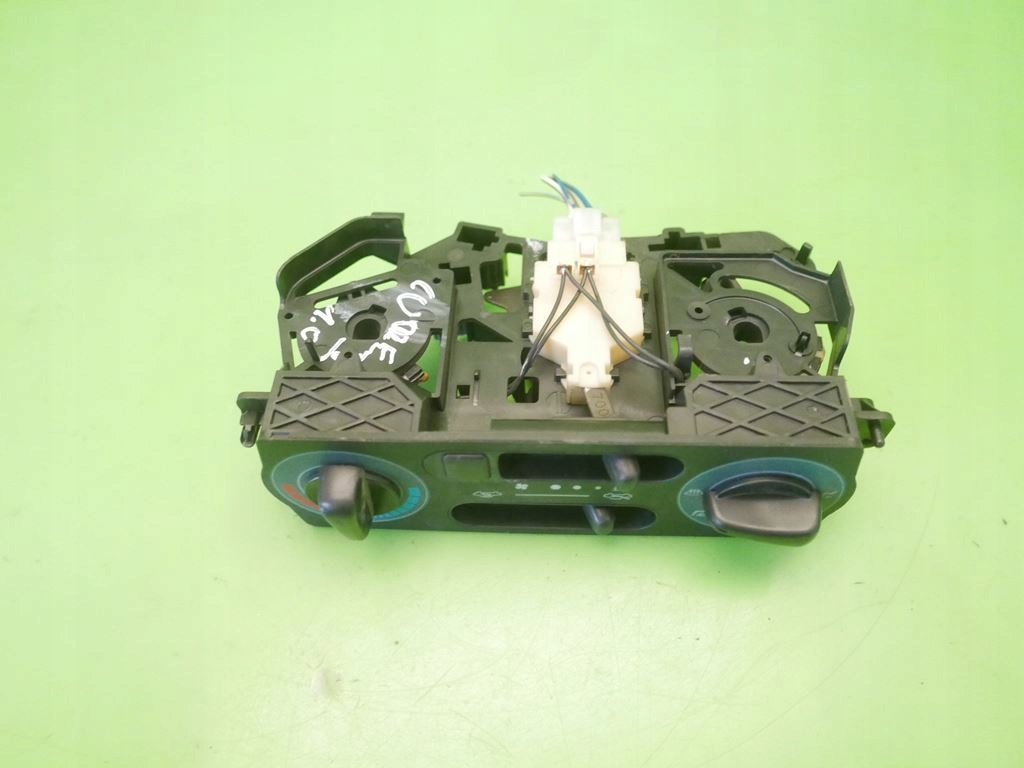 фото №10, Панель управление вентиляция daihatsu cuore v l701