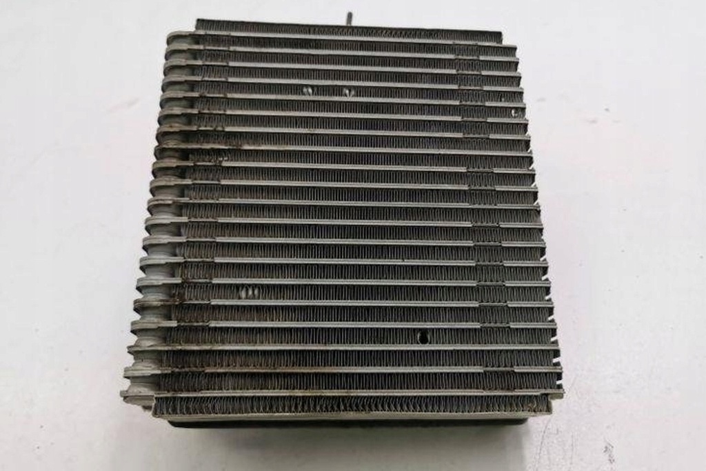 фото №9, Радіатор кондиціонера pod панель приладів kia carens i fc x060103 2.0l бензиновий