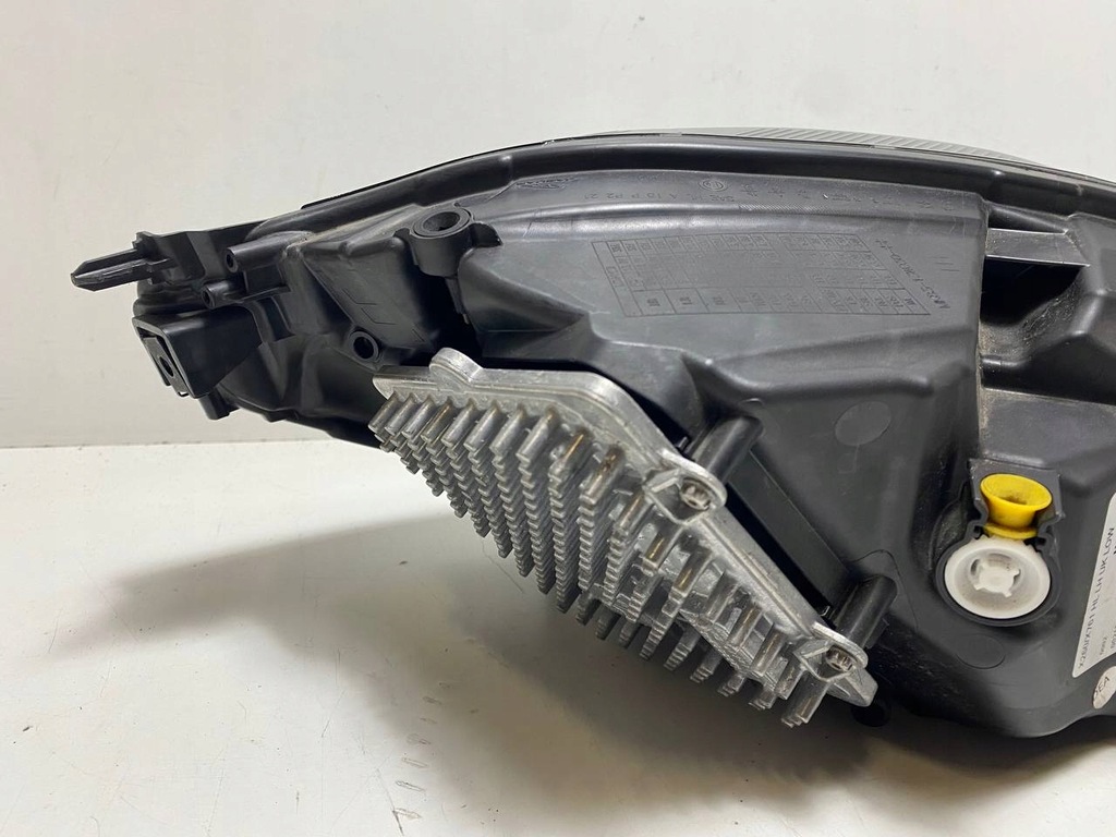 фото №15, Комплект лампа передних фары low lt jaguar xf x260 f-pace x761