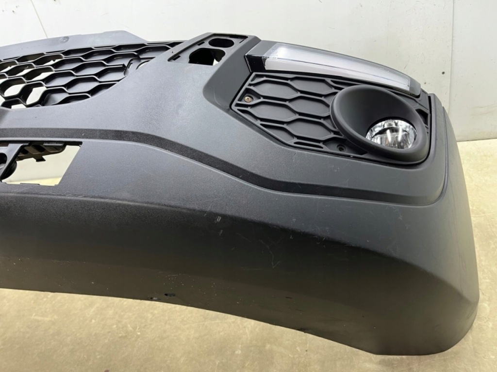 Бампер передний iveco daily 4 iv 14-19r. przedlift перед 5802510181 Киев