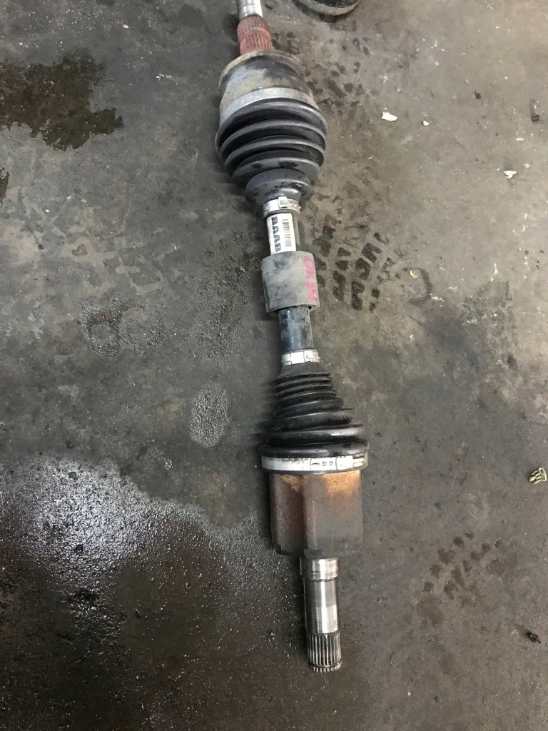 Купити Opel insignia 2.0 a20dtr привідний вал ліва 22764225 baab