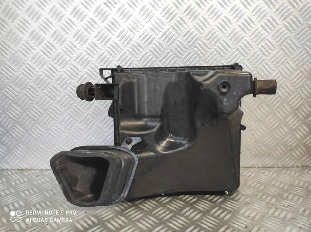 Корпус фильтра воздуха расходомер opel astra j 1.7 13272777 55561912 с Разборки