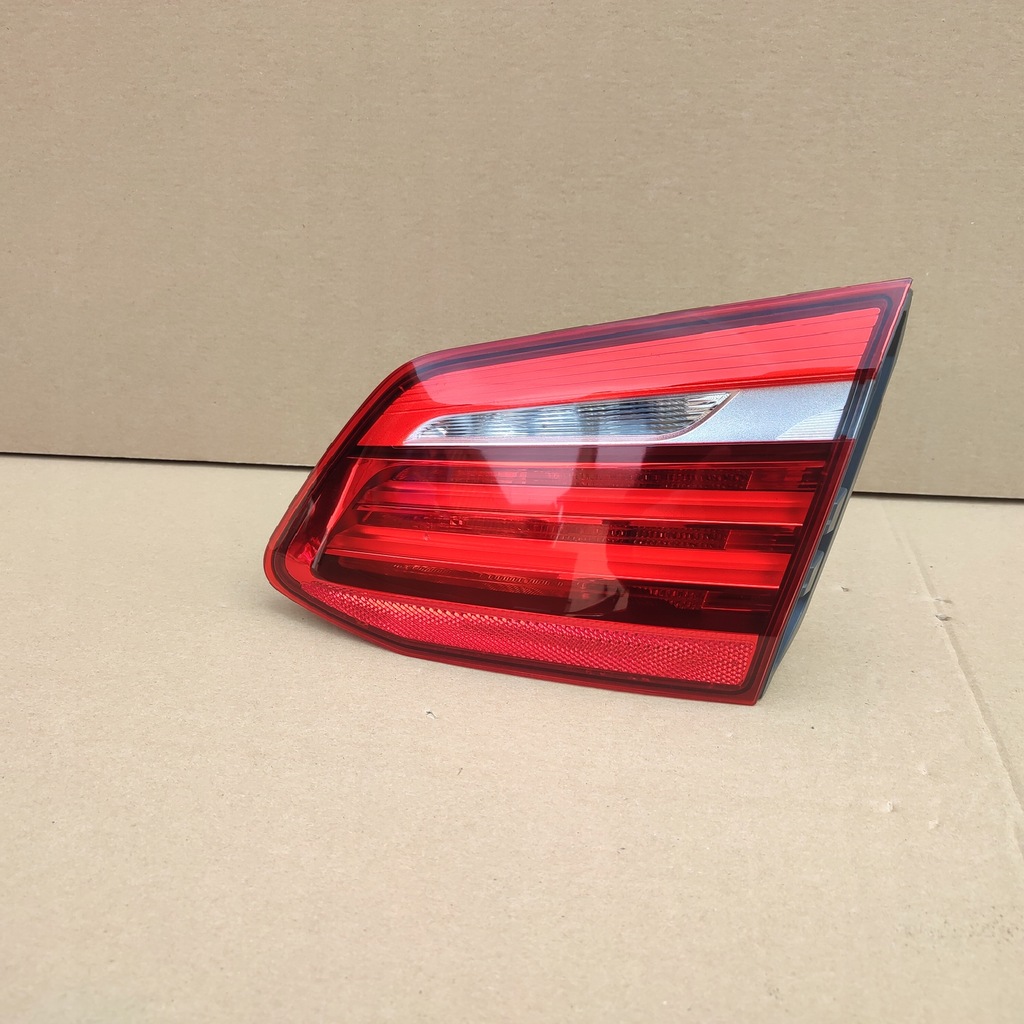 фото №1, Bmw f45 лампа правая задняя задняя w крышка led idealna оригинал