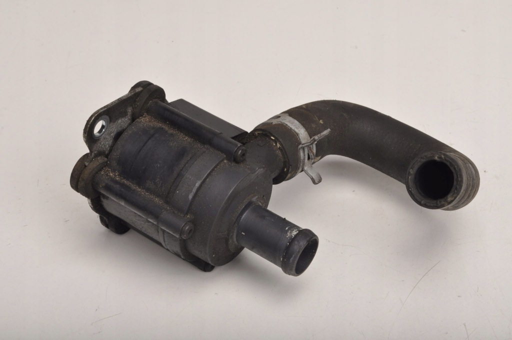 фото №1, Volvo s60 ii v60 2.0 d4 181km помпа воды 518705000