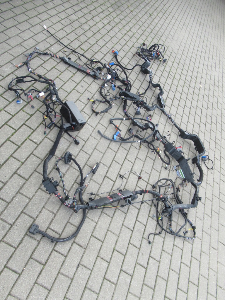 фото №9, Maserati levante lift 3.0v6 электропроводка салона