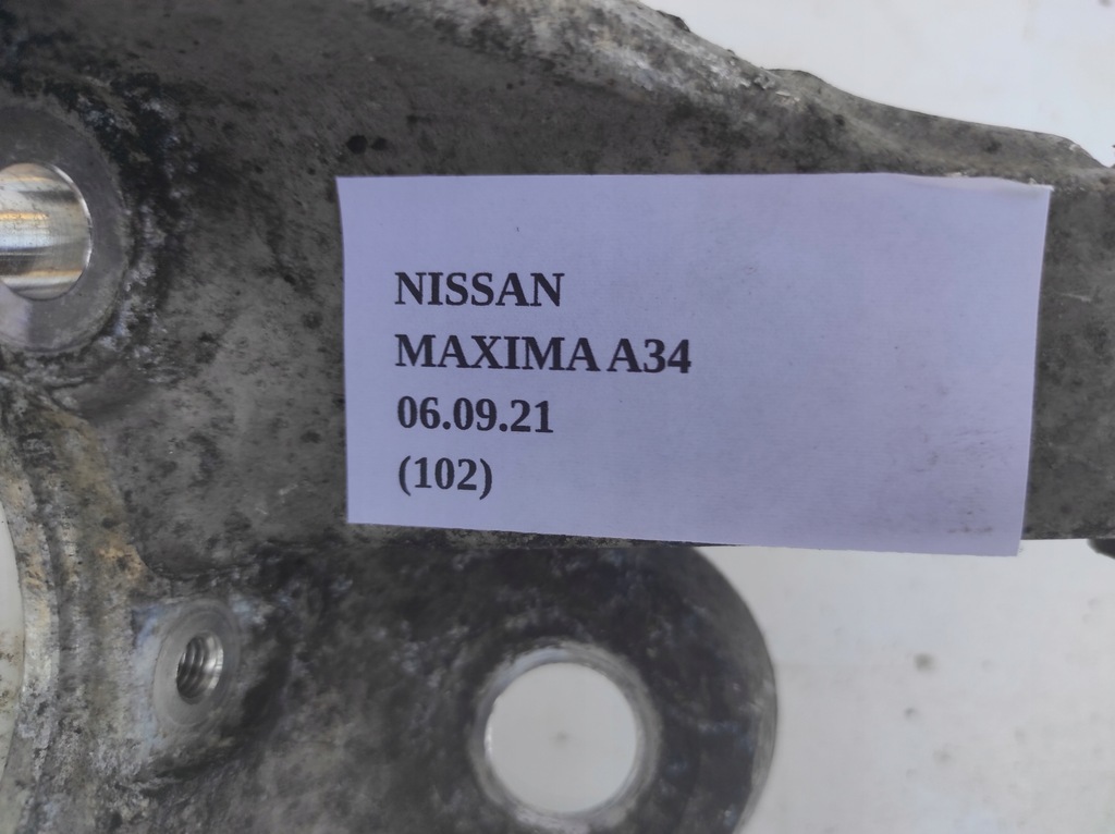 фото №11, Поворотный кулак правый lub левый задняя nissan maxima a34