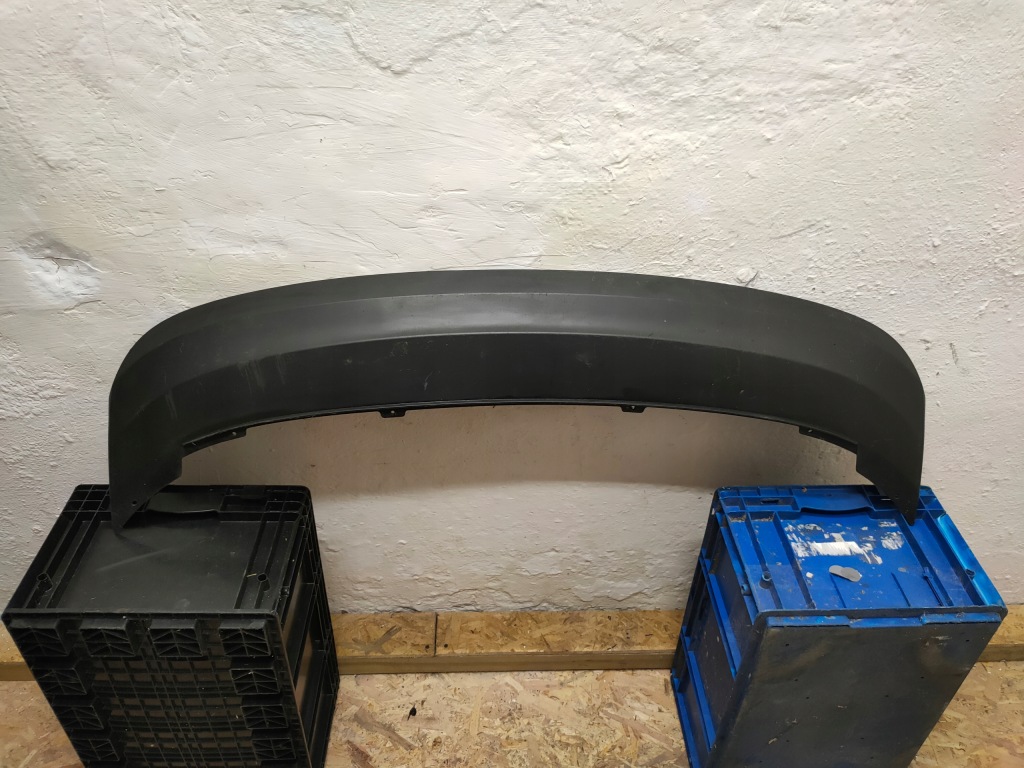 фото №2, Накладка накладка-спойлер бампера задняя skoda rapid 5jh807521