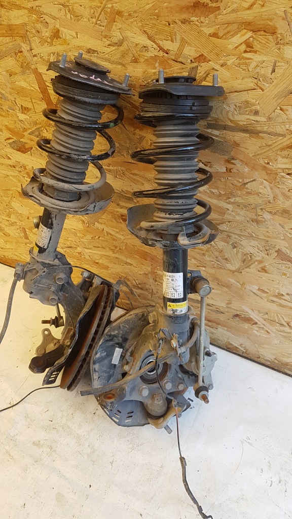 фото №5, Toyota c-hr 1.8 поворотный кулак амортизатор перед правая