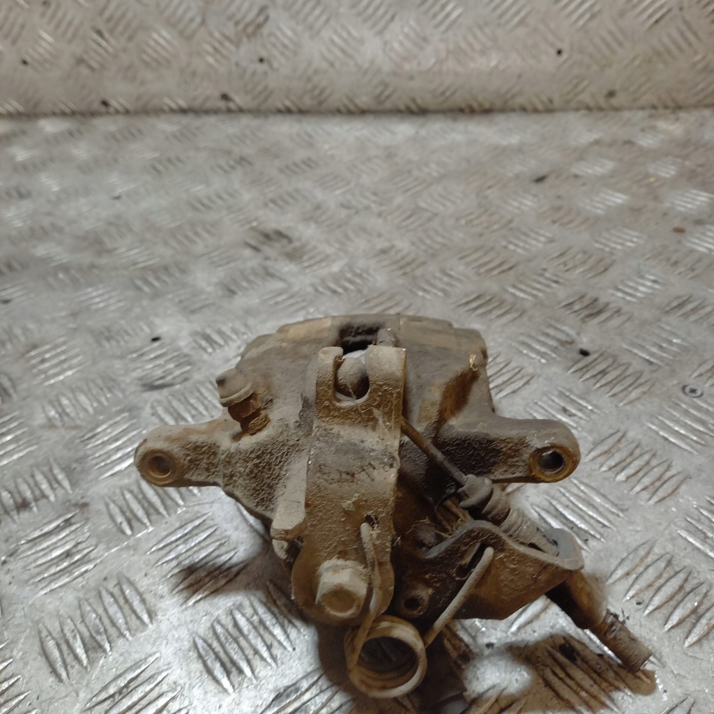 фото №3, Супорт гальмівний правий задня задній renault trafic 2