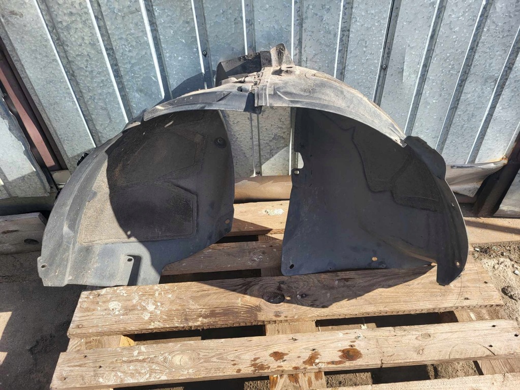 фото №1, Opel zafira c подкрылок правое перед 13301572