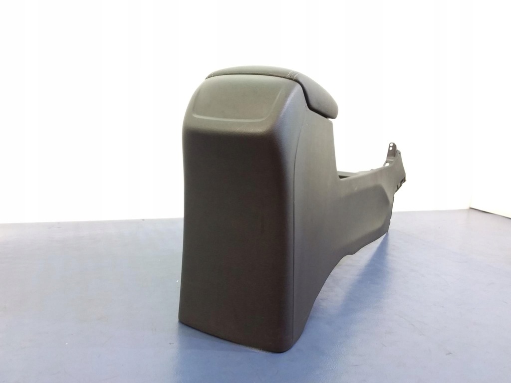 фото №8, Hyundai i30 iii lift туннель средний подлокотник