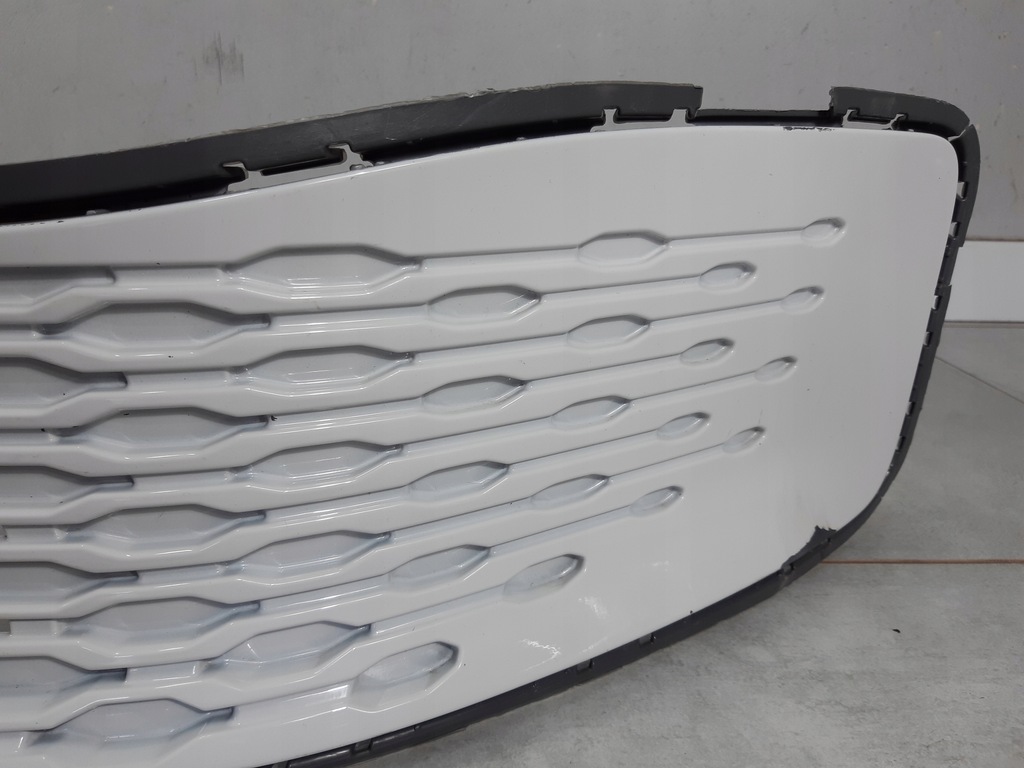 фото №10, Vw caddy v 2k7 решётка средняя бампера перед 2k7853677