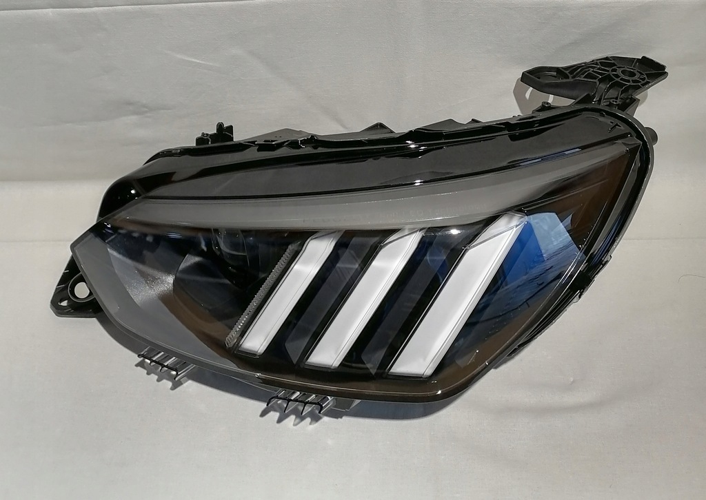 фото №1, Peugeot 2008 full led лівий лампа фара