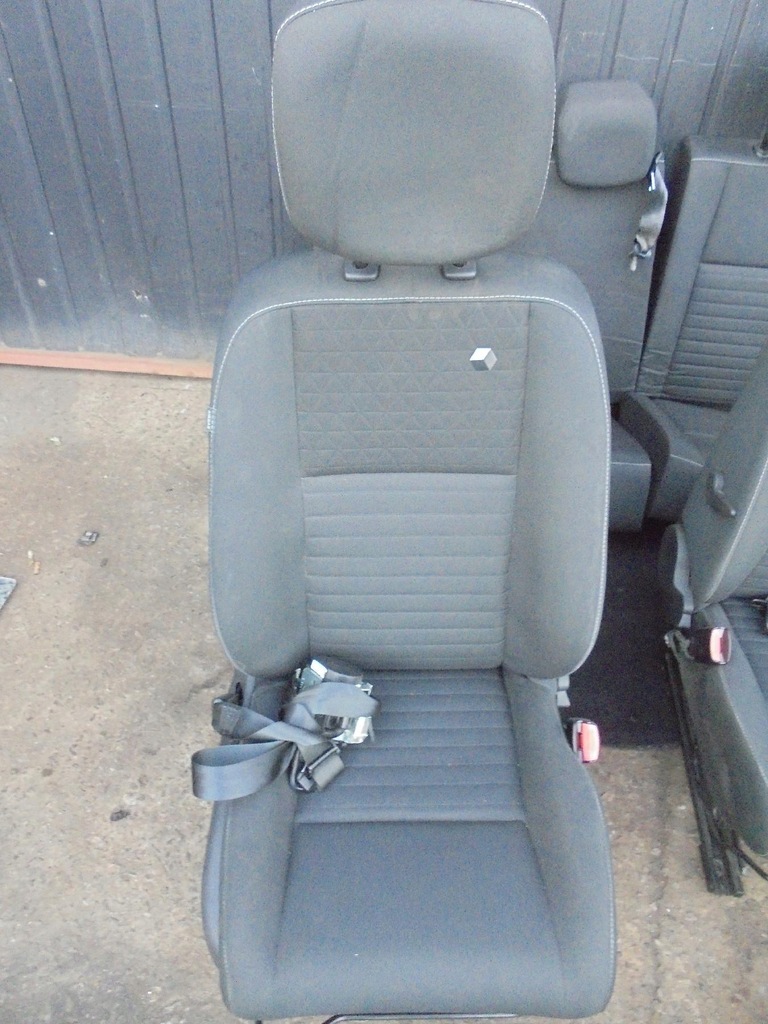 фото №2, Сиденья заднее сиденье renault megane iii kombi 2016 lift