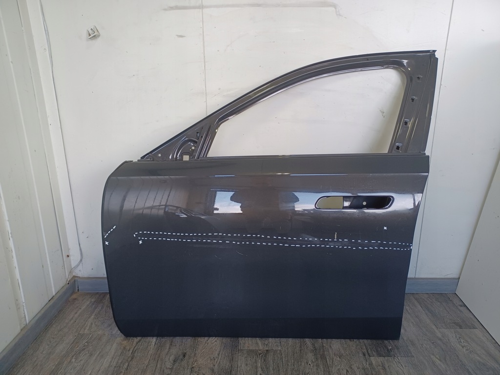 фото №1, Дверь ---- bmw 7 g70 ---- передние левая ----