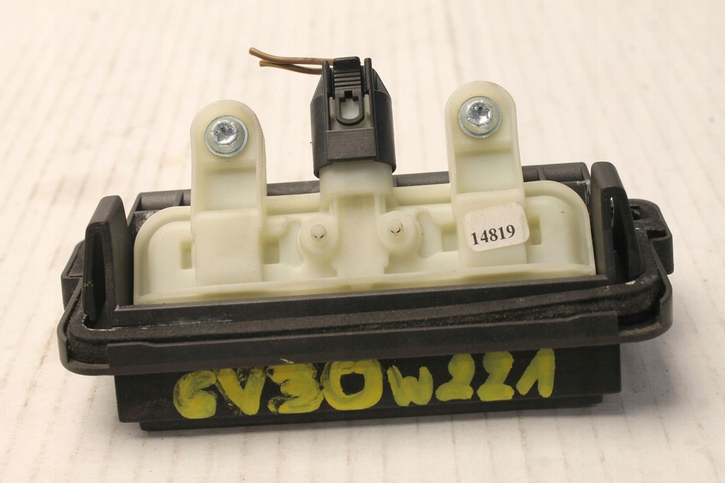 фото №5, Накладка кришки мікровимикач mercedes w221 2009